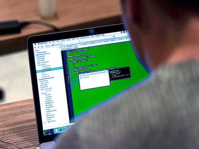 /what-venture-capitalists-can-bring-to-product-development-c6e46c2d81ef feature image