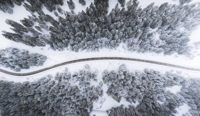 /winter-storm-ee50e44d1e1e feature image