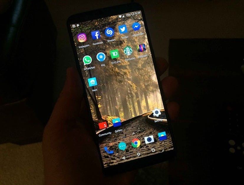/my-first-48-hours-with-the-oneplus-5t-15f03f5df12 feature image