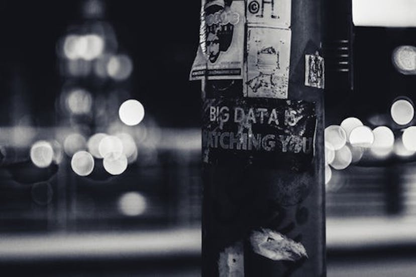 /blockchain-data-privacy-immutability-e78965d55ea5 feature image