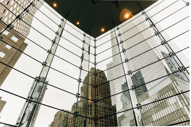 /how-blockchain-is-changing-banking-and-why-ripple-could-disrupt-the-entire-industry-84567330e413 feature image