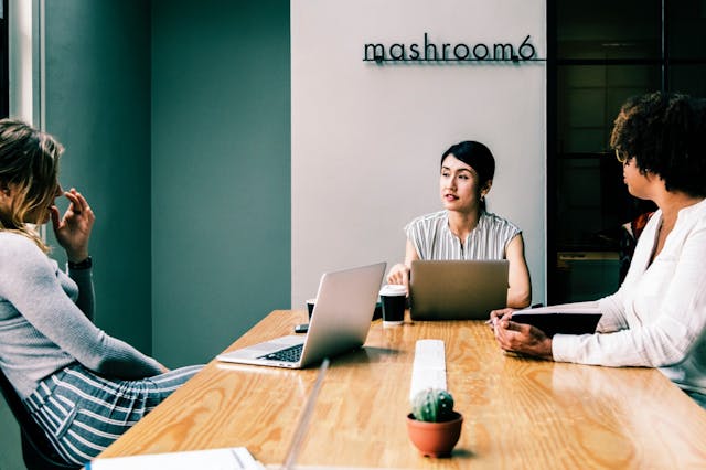 /how-to-hire-someone-for-growth-d2b7f191a60b feature image