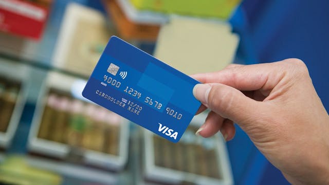 /visa-initiates-first-stage-of-blockchain-b2b-payments-af08b44d3e6 feature image