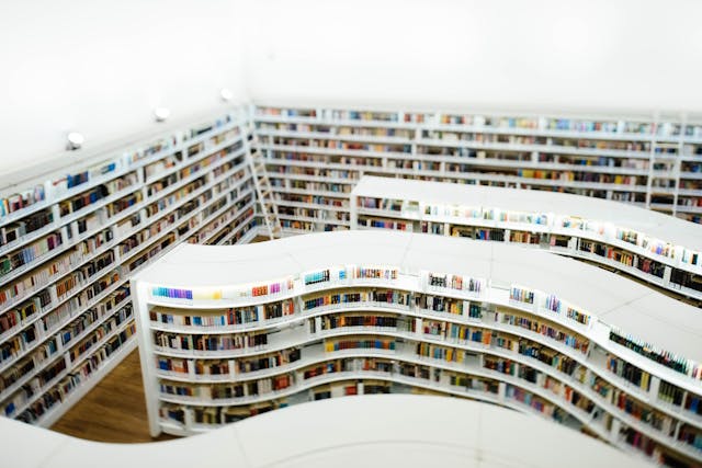 /writing-your-first-javascript-library-475b776f5e73 feature image