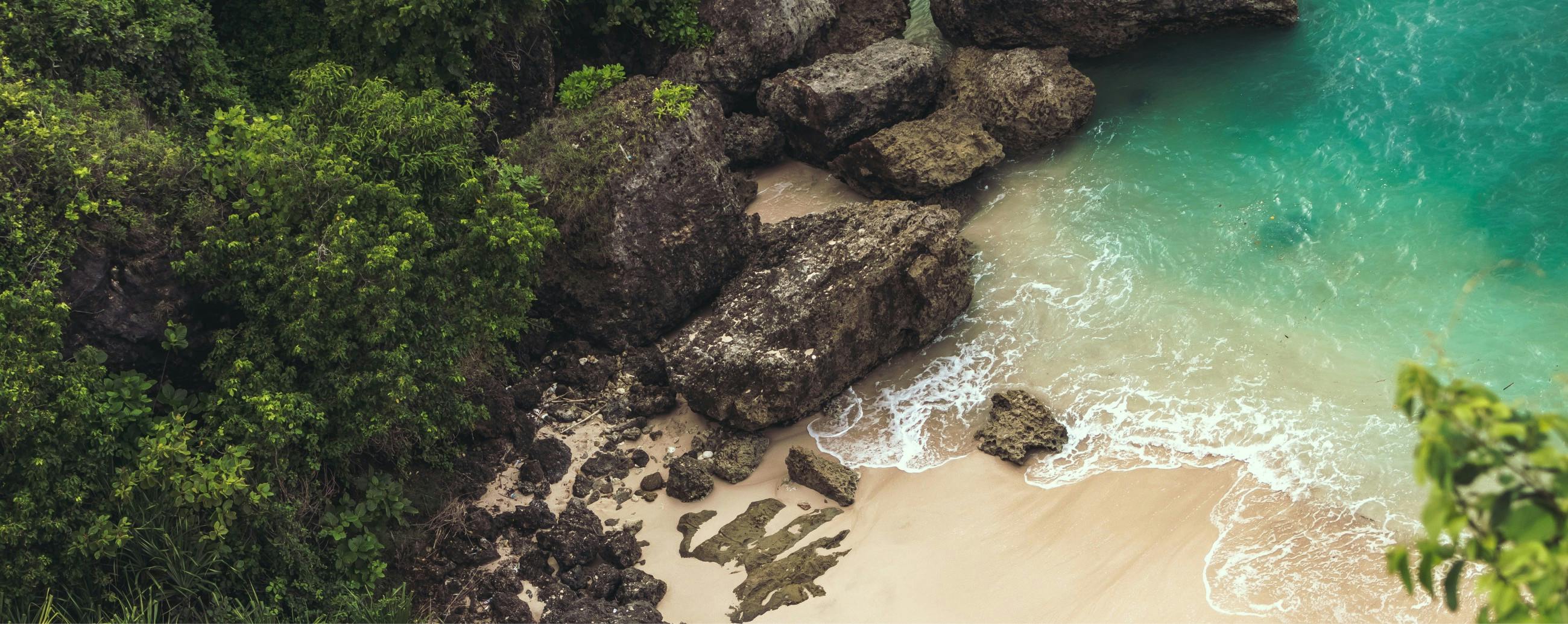 /how-to-run-a-blockchain-on-a-deserted-island-with-pen-and-paper-899949ec555b feature image