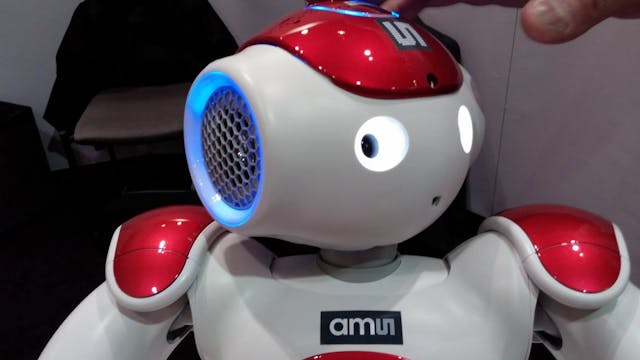 /7-commercial-robots-showing-the-state-of-the-technology-46ca34d8e963 feature image