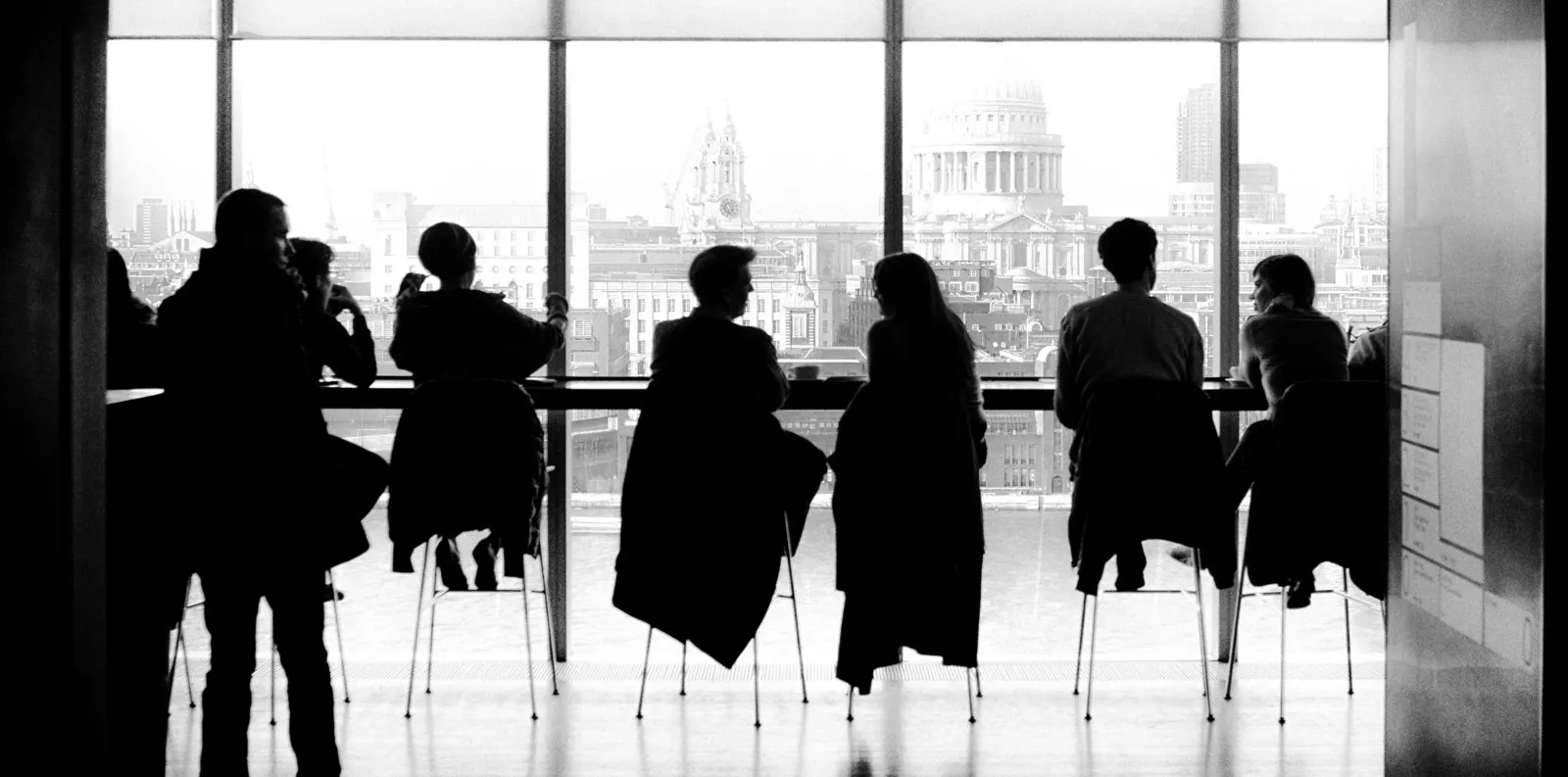 /seed-fundraising-how-to-get-a-meeting-5e269bf45ff0 feature image