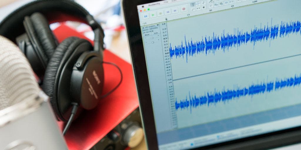 featured image - Best Podcast Recording Software (For Mac & PC) 2019