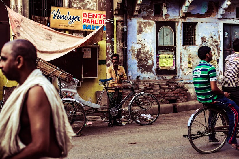/3-ways-blockchain-can-combat-poverty-18827e5aacaf feature image