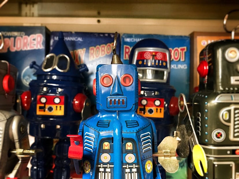 /why-i-quit-my-job-in-web-development-to-start-robotics-9197511ababf feature image