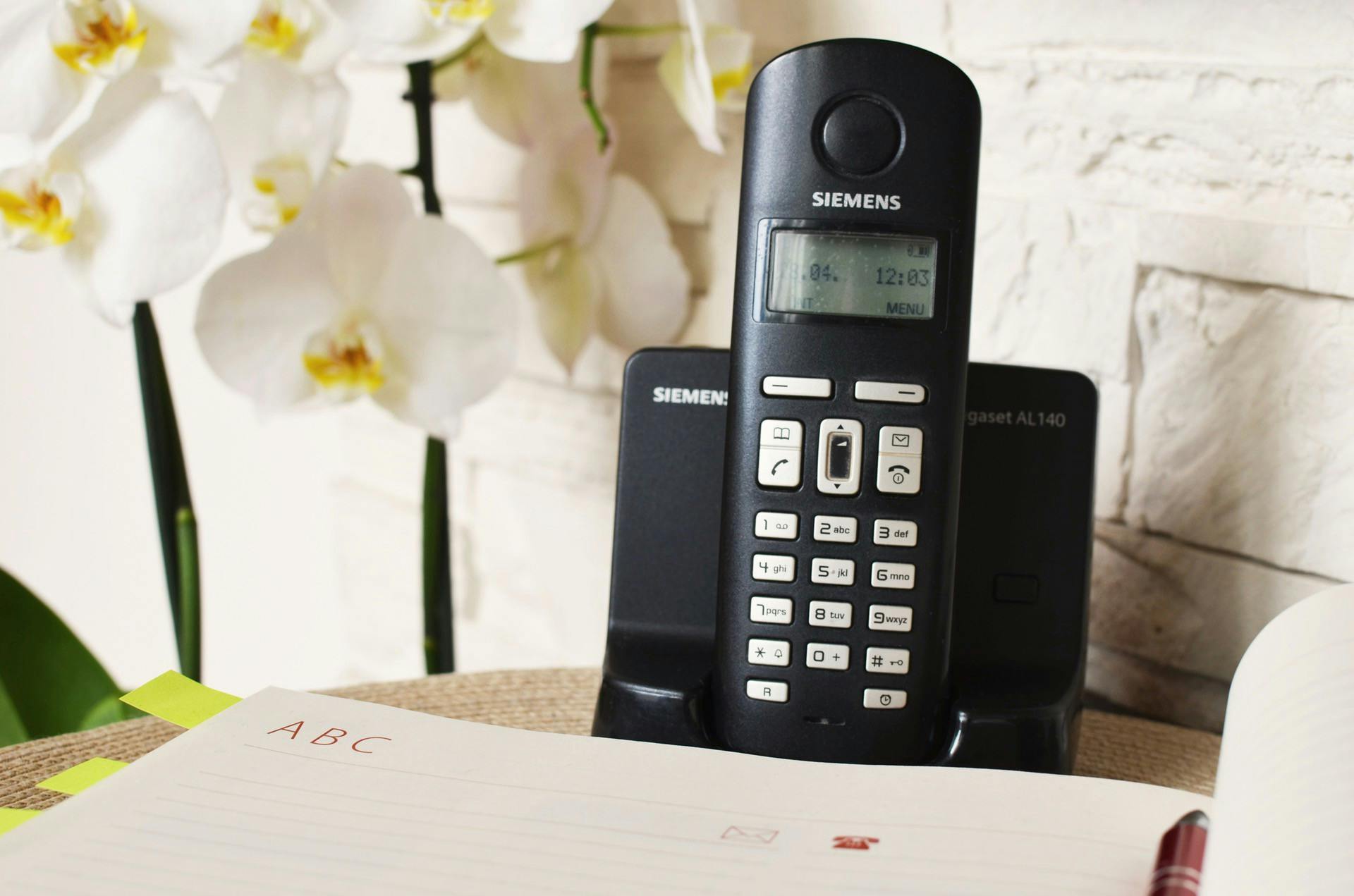 featured image - New Research Finds That 45% of American Households Still Have a Landline Phone
