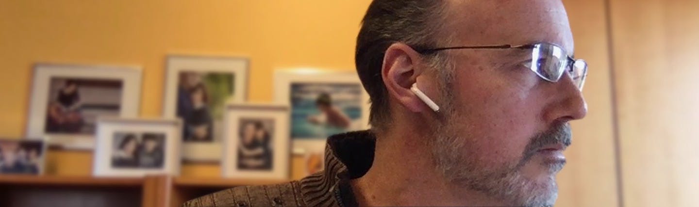 /actual-review-airpods-b1d1f2e61bd feature image