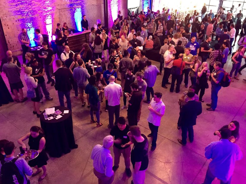 /details-you-shouldnt-overlook-when-planning-a-hackathon-e02eb59872f1 feature image