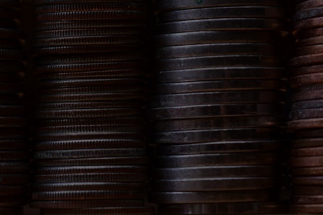 /5-challenges-crypto-projects-face-and-how-to-fix-them-with-programmable-securities-f4f719532b64 feature image