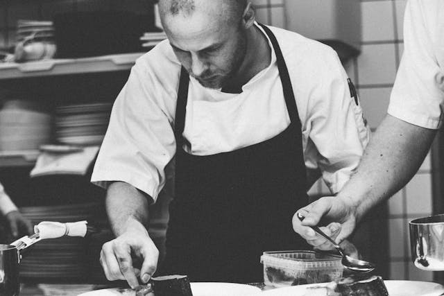 /3-valuable-secrets-from-a-night-out-at-the-chefs-counter-4a603fb56310 feature image