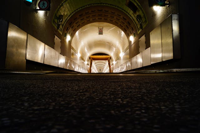 /to-become-a-better-software-developer-first-look-at-yourself-da6b6ff45b47 feature image