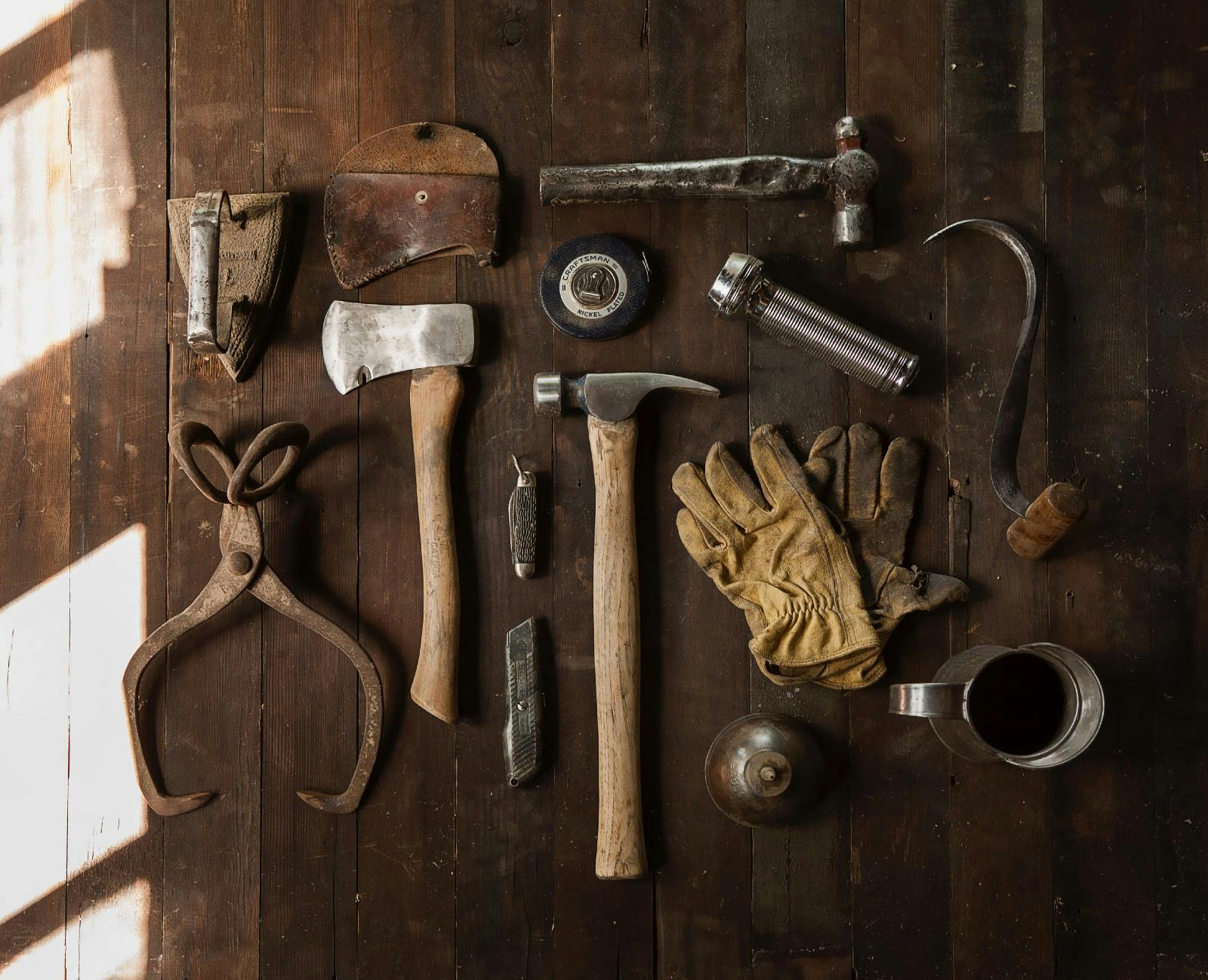 featured image - 15 FREE Tools For Your Next Product Launch