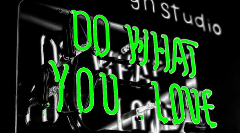 /smalltime-startups-hiring-like-theyre-google-e777d57eb9a0 feature image
