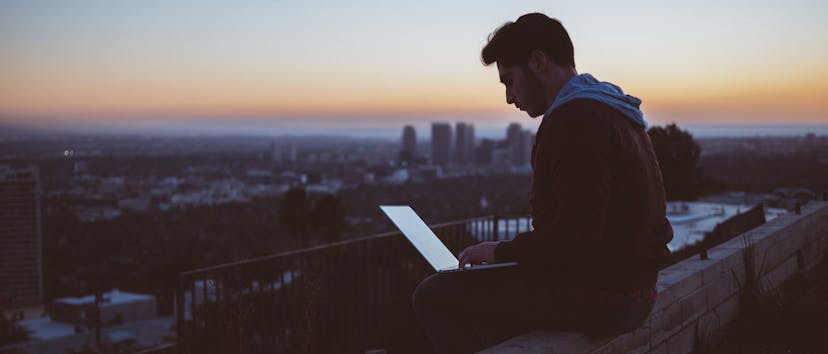 /58-of-high-performance-employees-say-they-need-more-quiet-work-spaces-4381241a6453 feature image