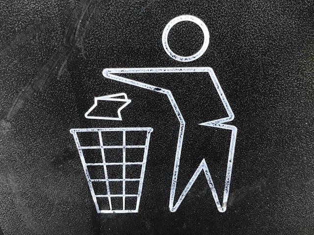 /reduce-reuse-react-1cd487f16fe0 feature image