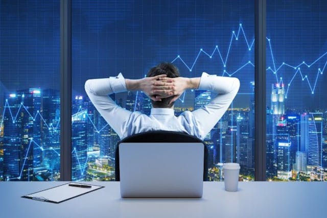 /5-reasons-why-you-should-automate-your-crypto-trading-strategy-5df105b9230f feature image