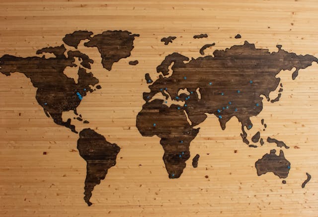 /introducing-multi-languages-by-flamelink-the-firebase-cms-c28bc3217ee3 feature image