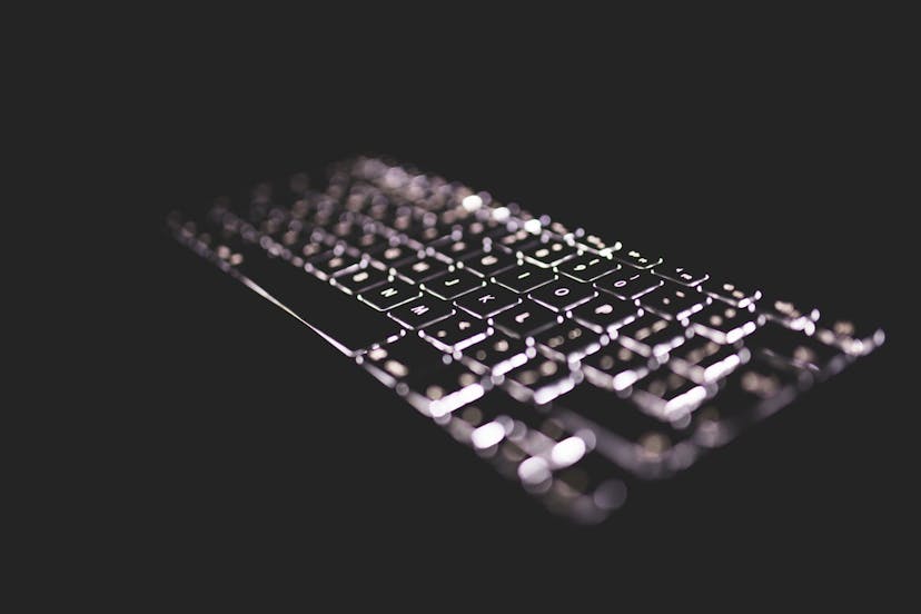 /a-few-tips-for-storing-secrets-using-aws-parameter-store-f03557c5cf1b feature image