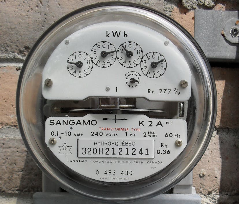 /bitcoin-doesnt-waste-electricity-649694ea3605 feature image