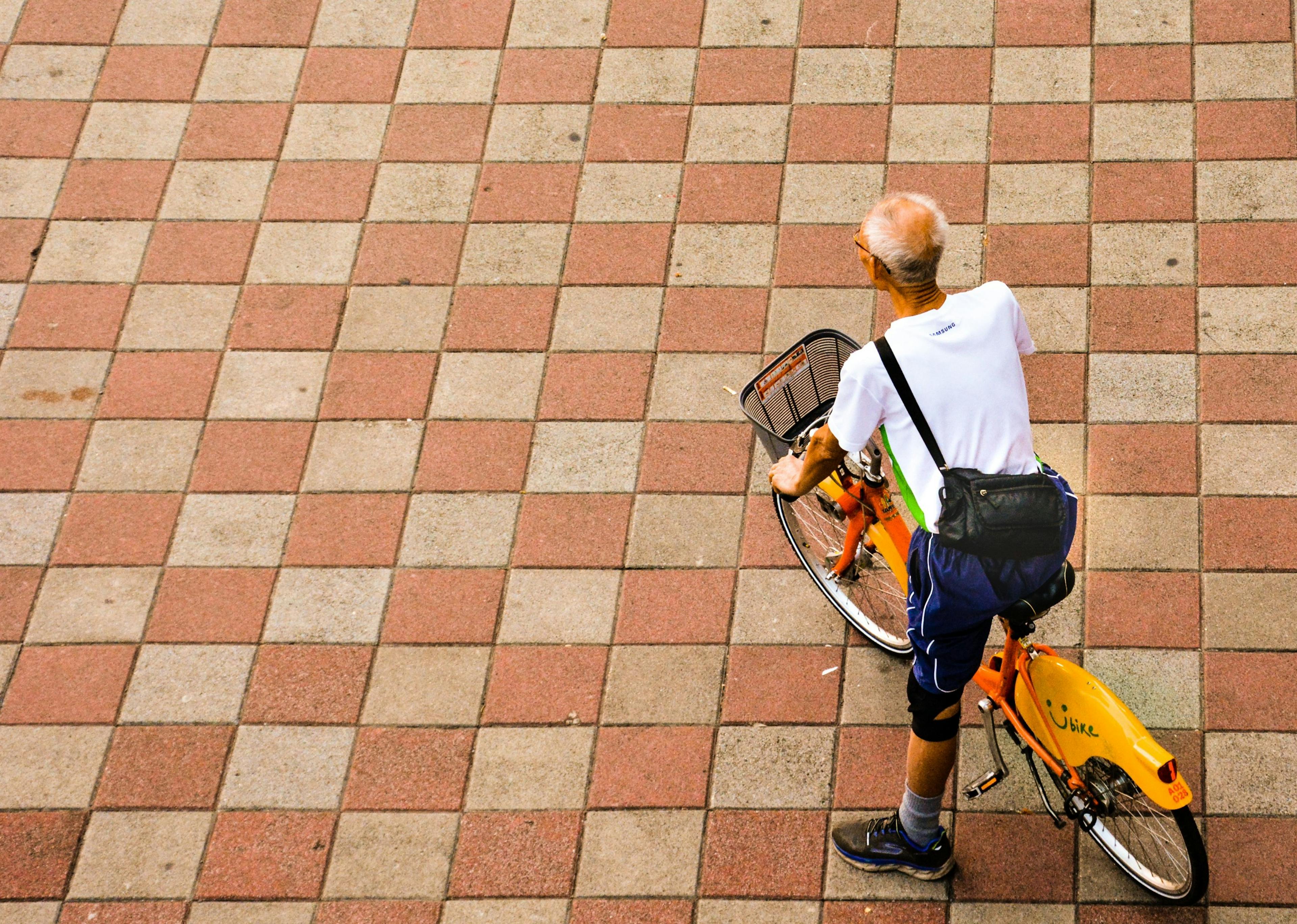 featured image - Lessons learned: Enabling crypto bikes with the blockchain-powered ID