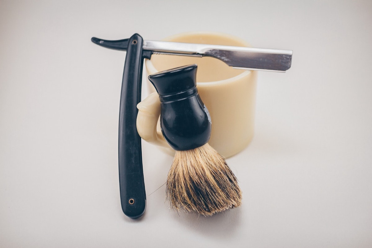 featured image - Technological Advancements in Grooming: Innovations in AI, VR, and Blockchain