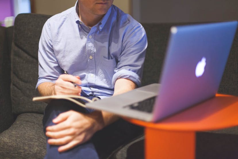 /the-best-way-to-learn-development-skills-while-getting-paid-in-the-process-a31bfb138287 feature image