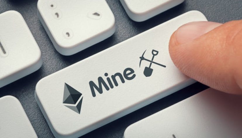 /the-beginners-guide-for-ethereum-mining-and-casper-update-45b9ca938698 feature image