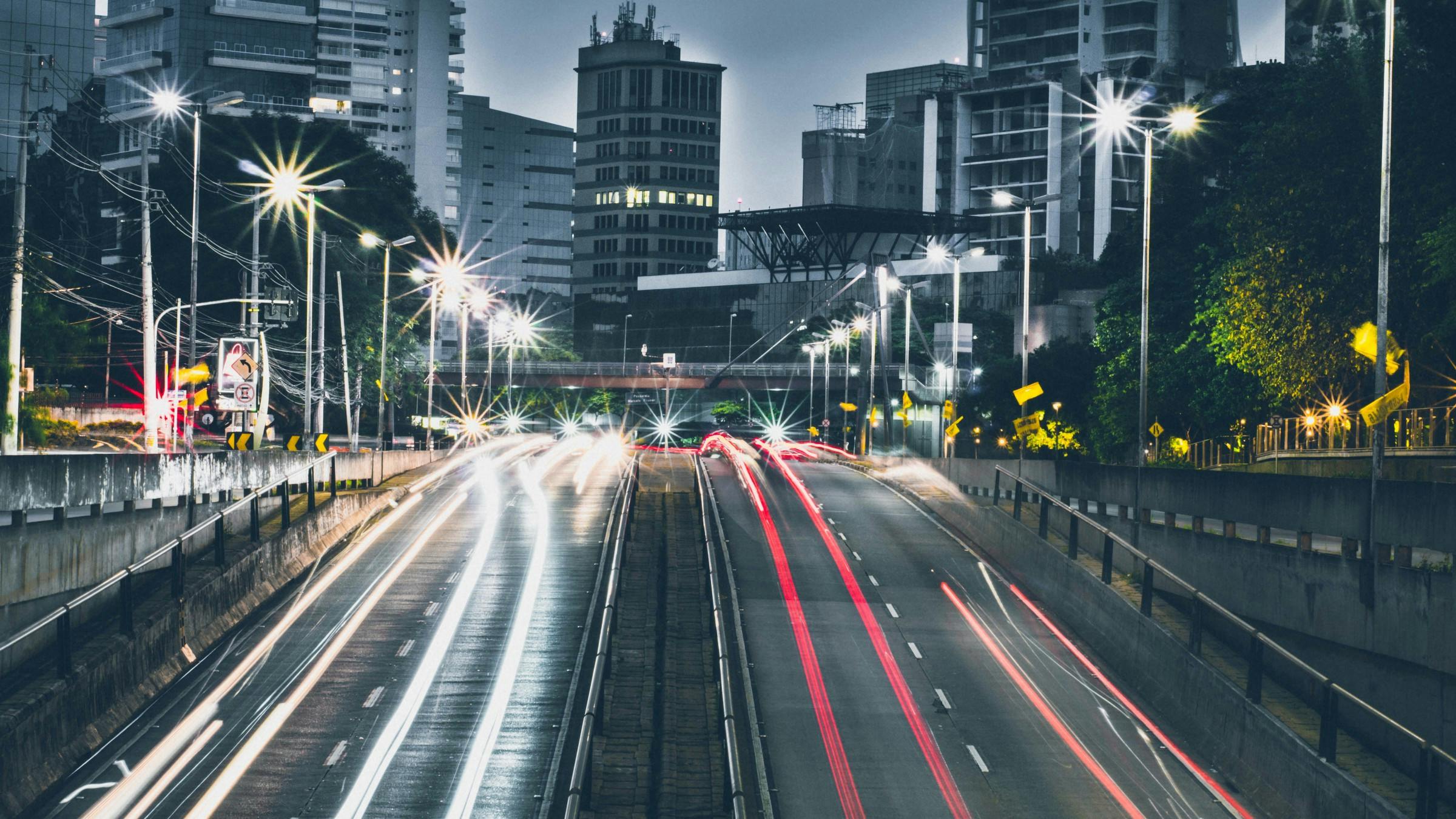 /why-i-dont-think-tesla-will-dominate-the-ev-market-792c0e1a2b6b feature image