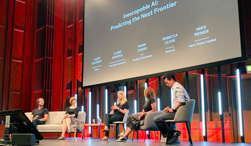 /public-speaking-masterclass-everything-in-moderation-ea286e0188d8 feature image