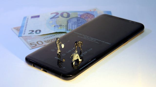 /a-run-down-of-common-individual-crypto-hacks-in-2019-fb436b05da35 feature image