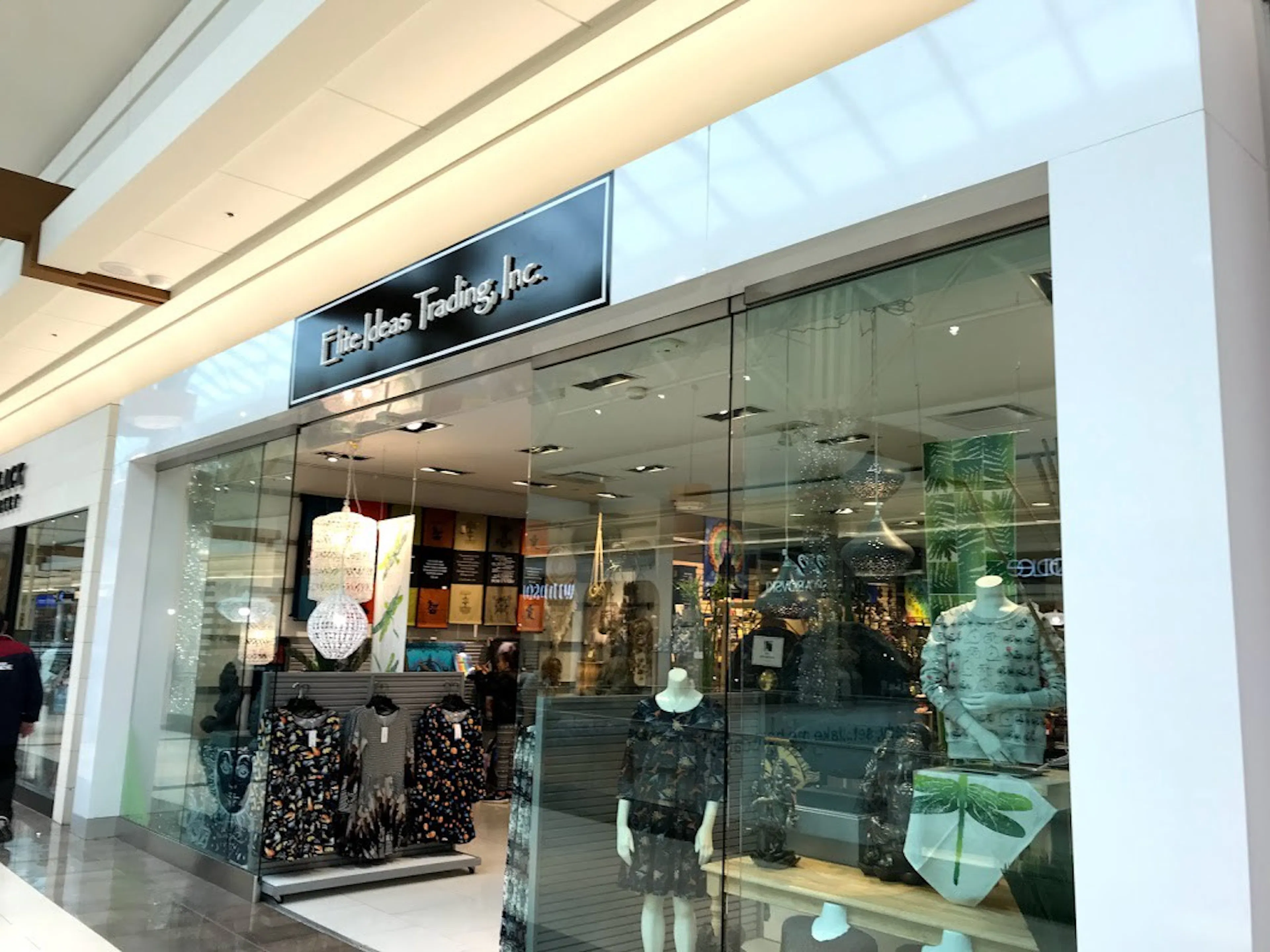 /the-mall-of-shame-5c9de67df34 feature image