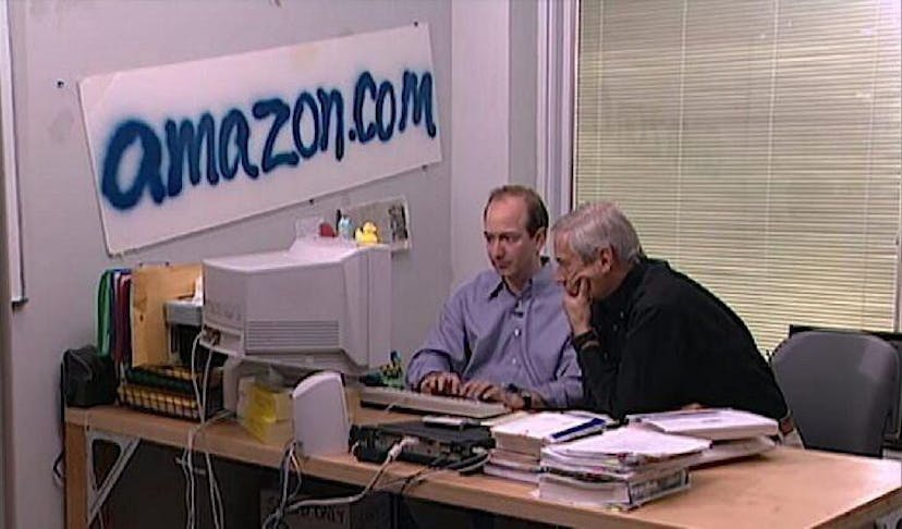/how-jeff-bezos-built-a-trillion-dollar-company-on-14-core-values-8ce2315724ec feature image