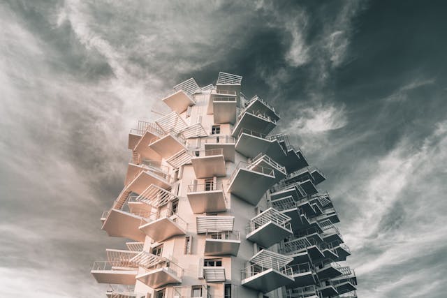 /three-ways-to-structure-your-graphql-code-with-apollo-server-4788beed89db feature image