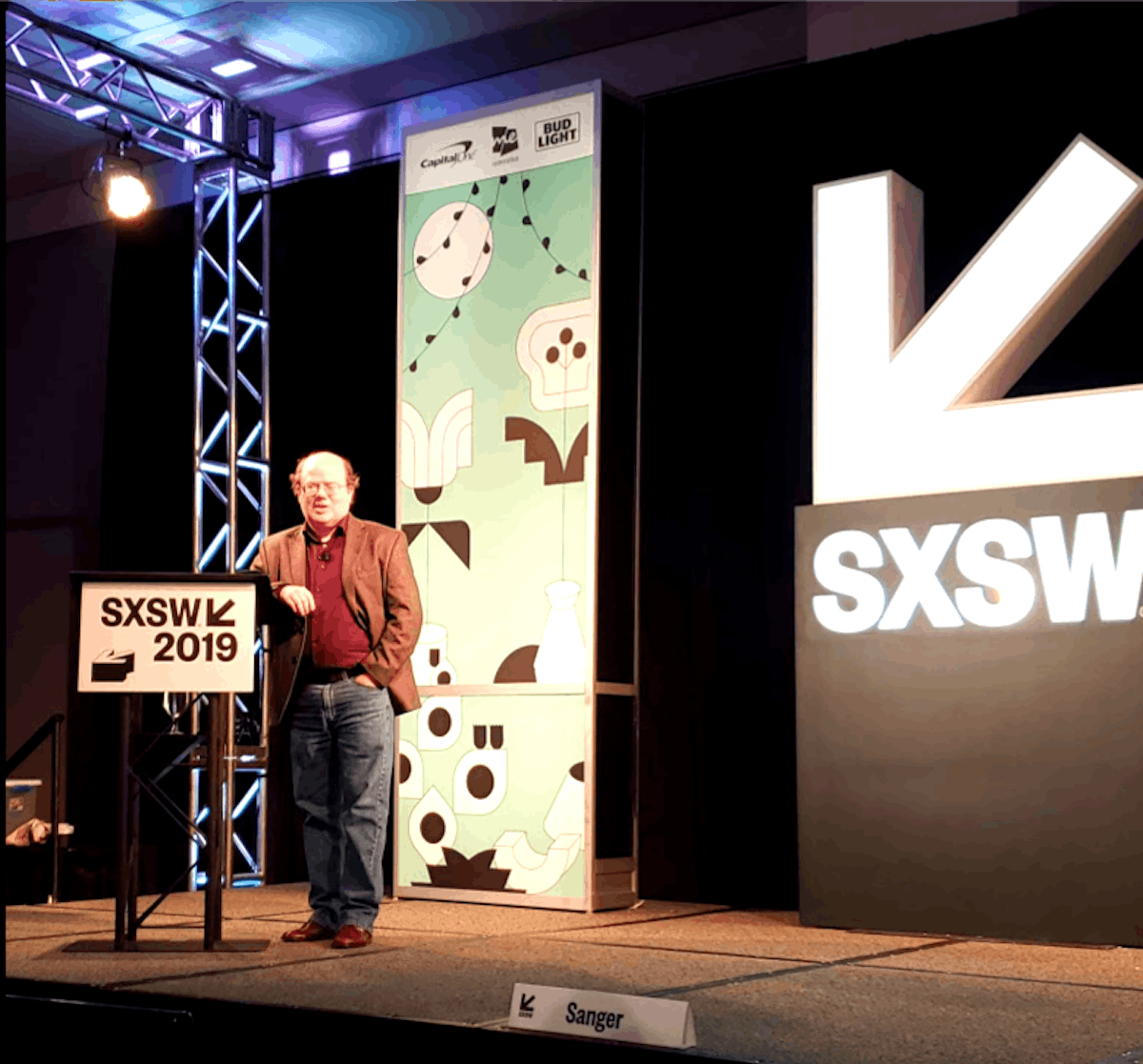 featured image - Wikipedia Co-Founder and Others Debate Blockchain Technology and Data Ownership at SXSW