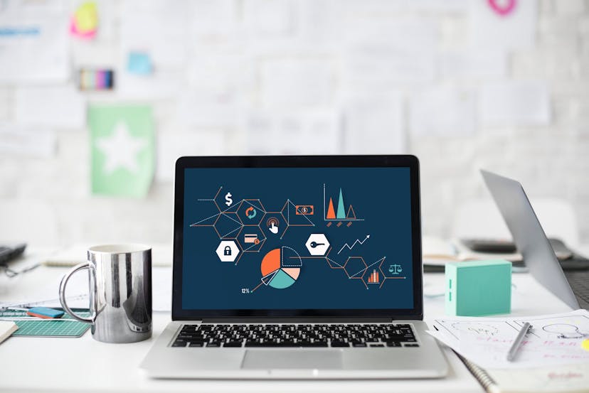 /beginners-guide-to-web-development-part-1-introduction-to-html-6b9c3b1cddd3 feature image