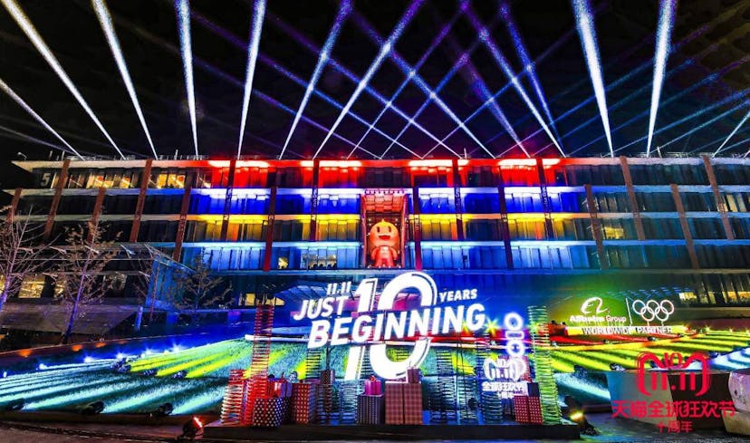 /behind-the-scenes-on-11-11-a-night-in-the-life-of-an-alibaba-engineer-3bd32cfc18e3 feature image