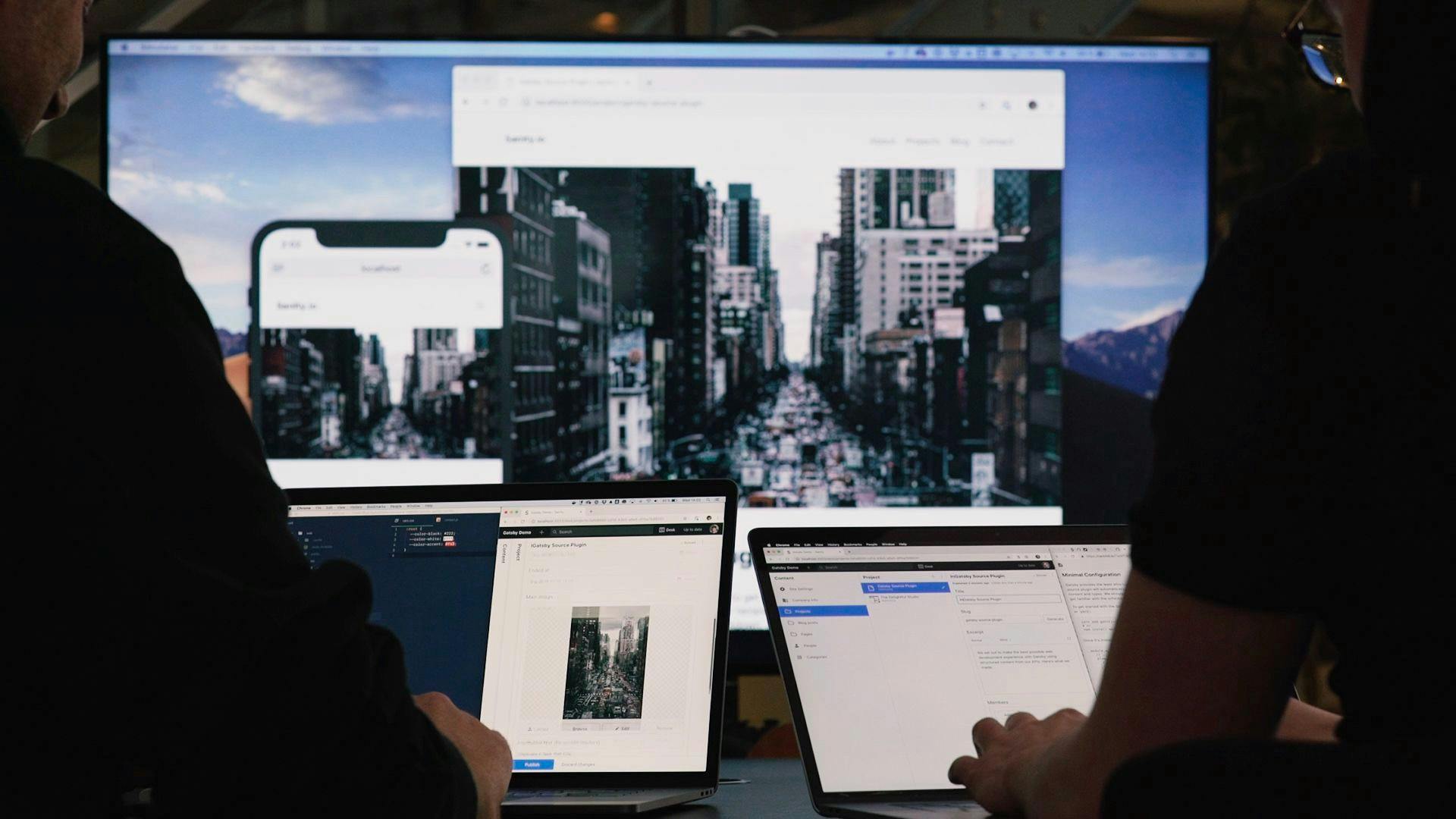 /how-to-quickly-set-up-a-gatsby-js-jamstack-website-with-a-headless-cms-4a3b51d67e5e feature image