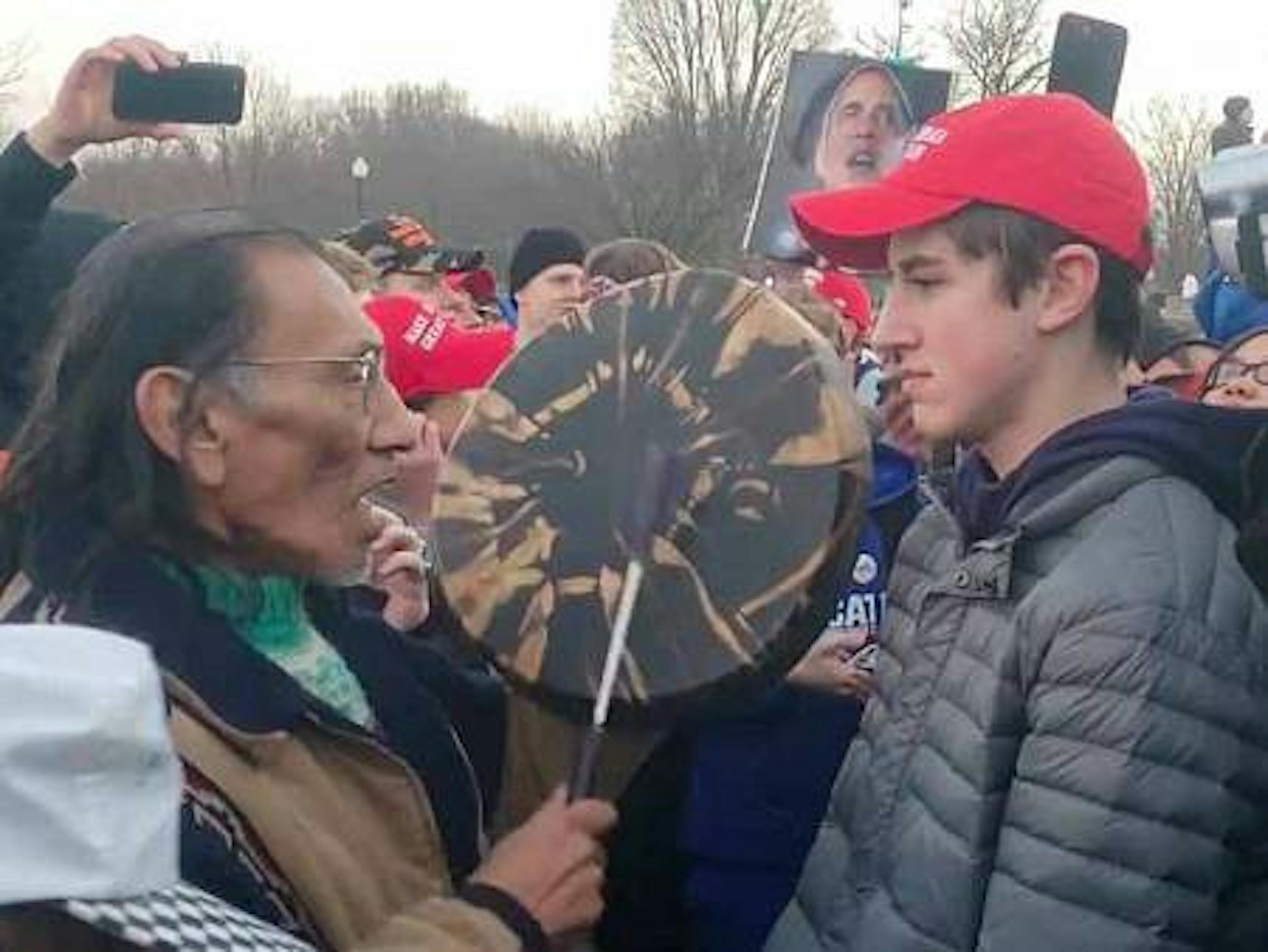 Internet Culture Roundup #4: Twitter Mobs and the Fickleness of Appearances