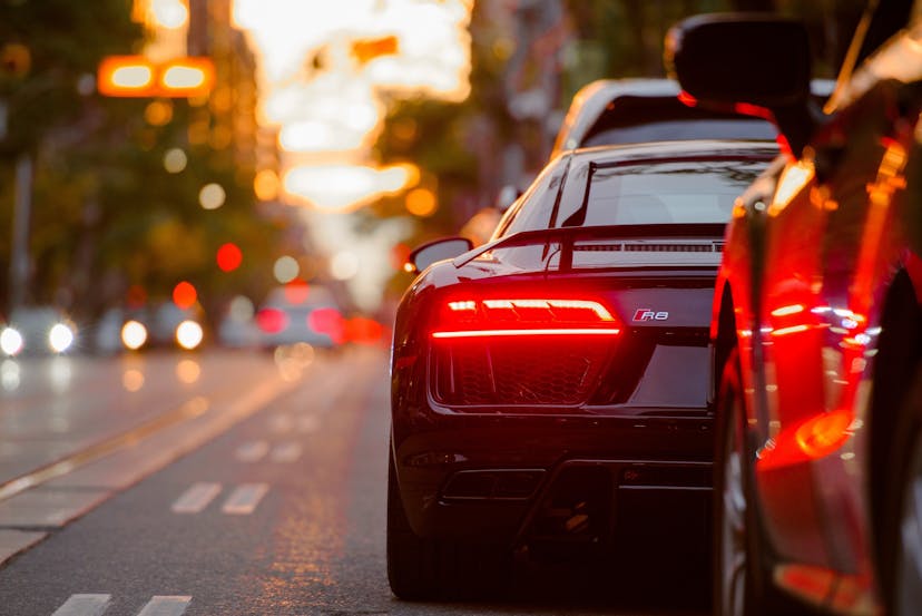 /a-smart-contract-for-a-smart-car-db08eda4bb4f feature image