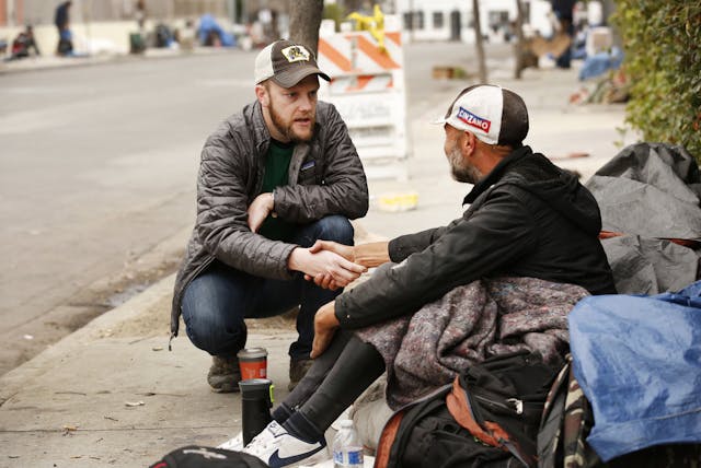/stepping-out-of-my-bubble-meeting-the-homeless-in-silicon-valley-c89212901644 feature image