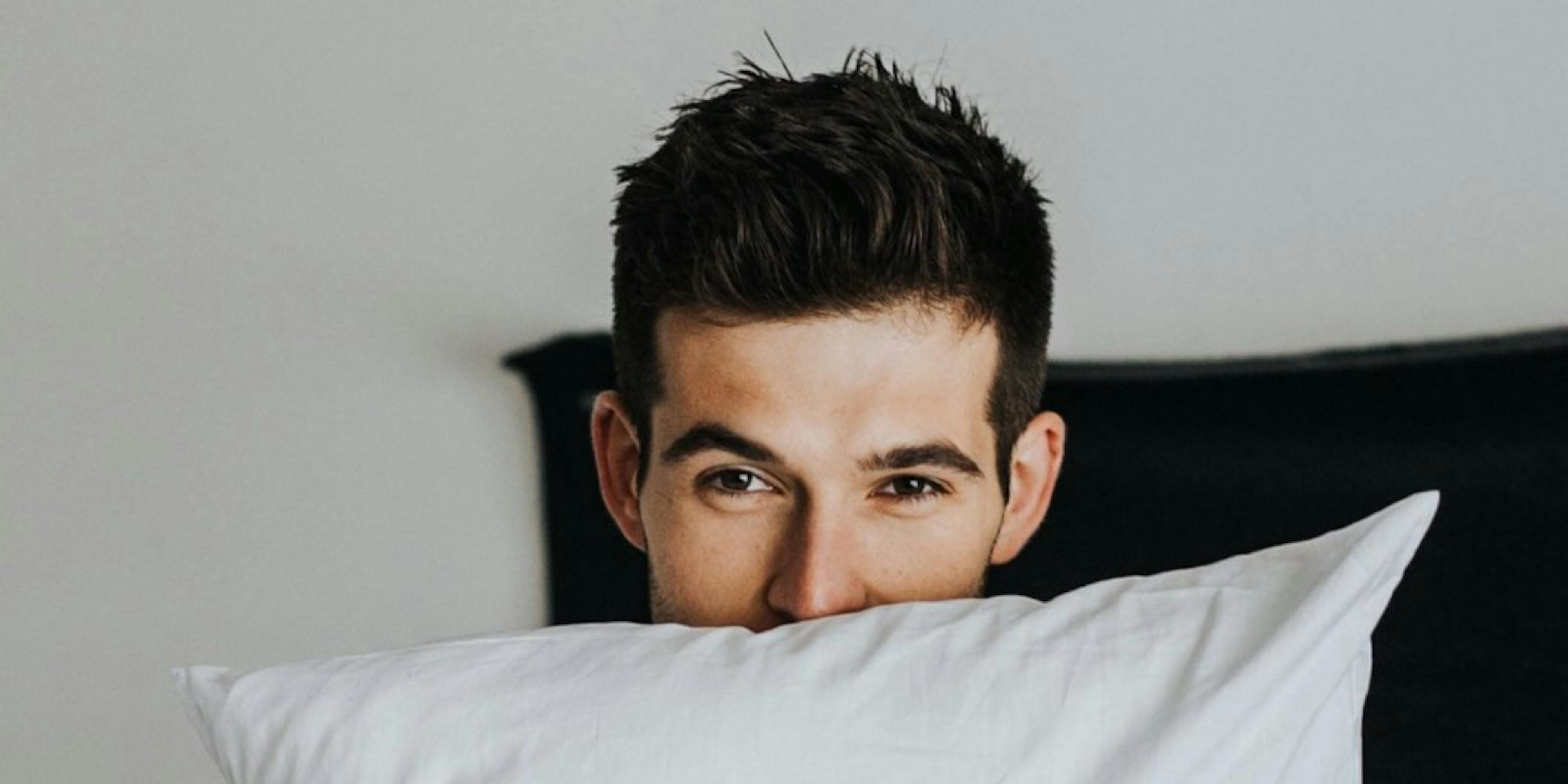 /how-to-sleep-well-before-a-big-day-7f73cb3c6545 feature image