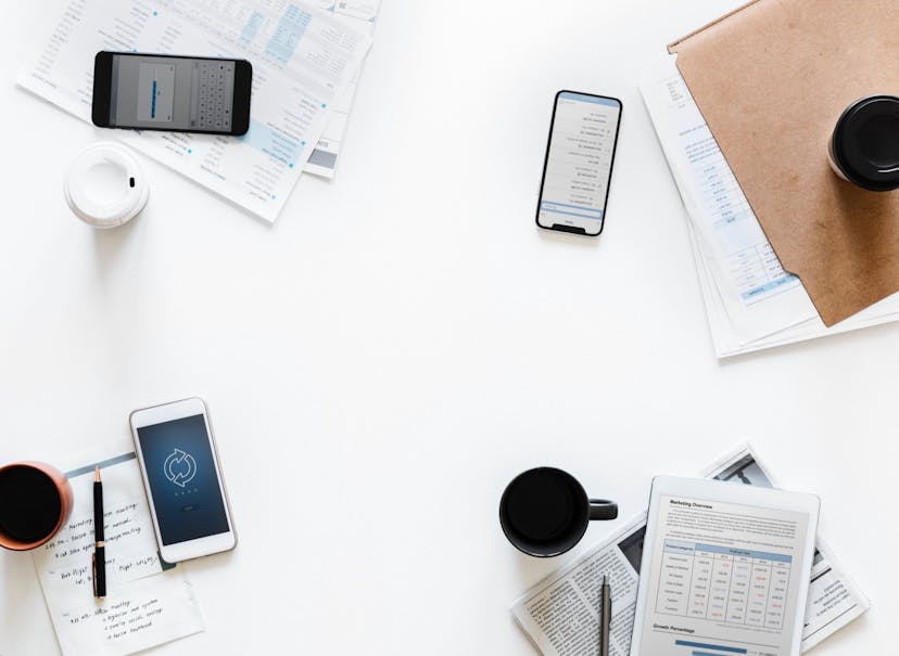 /5-cutting-edge-technologies-that-will-transform-how-you-manage-and-lead-teams-8e205edf7ae3 feature image