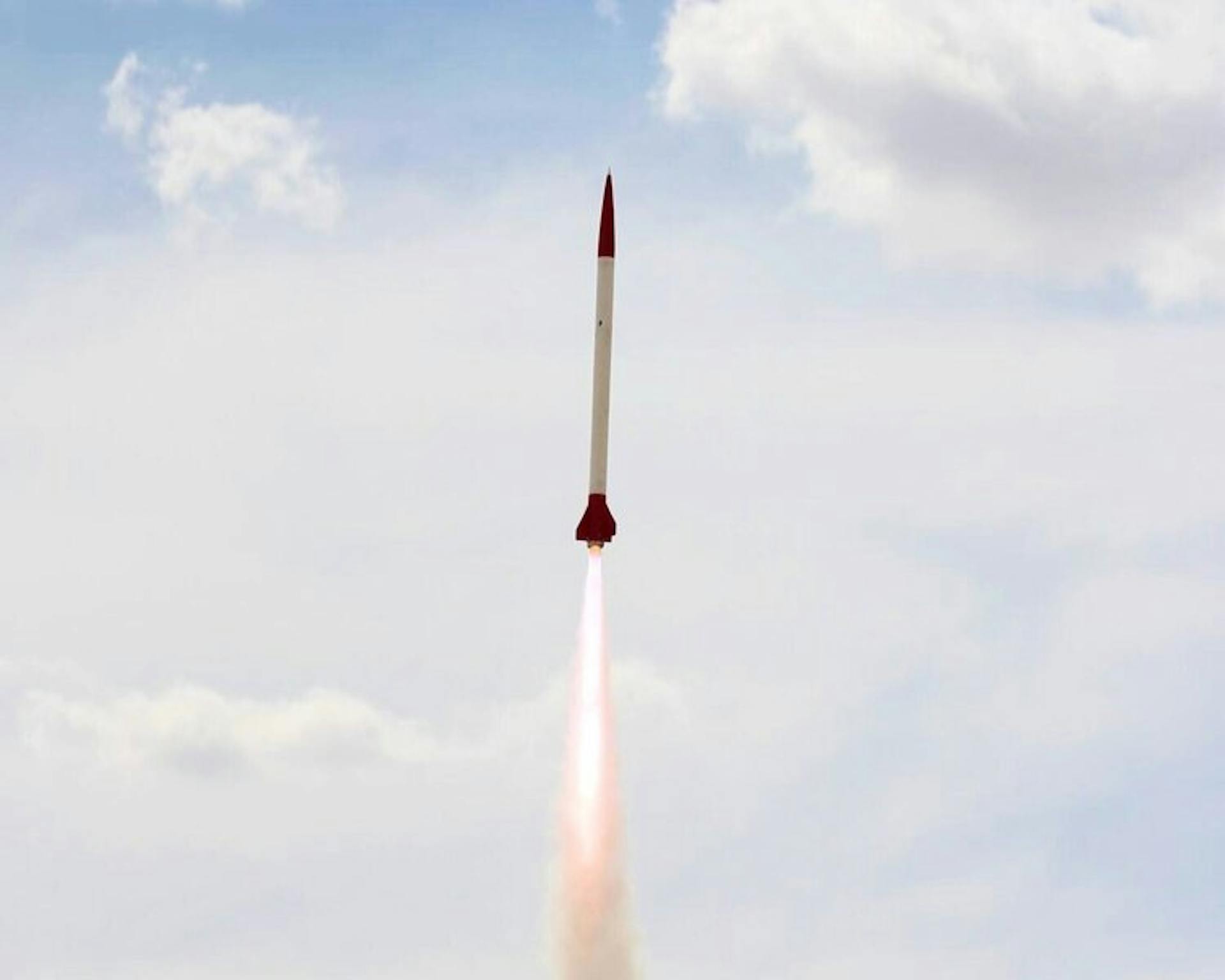 O Hermes I foi lançado com sucesso a 32.000 pés e foi recuperado nominalmente.