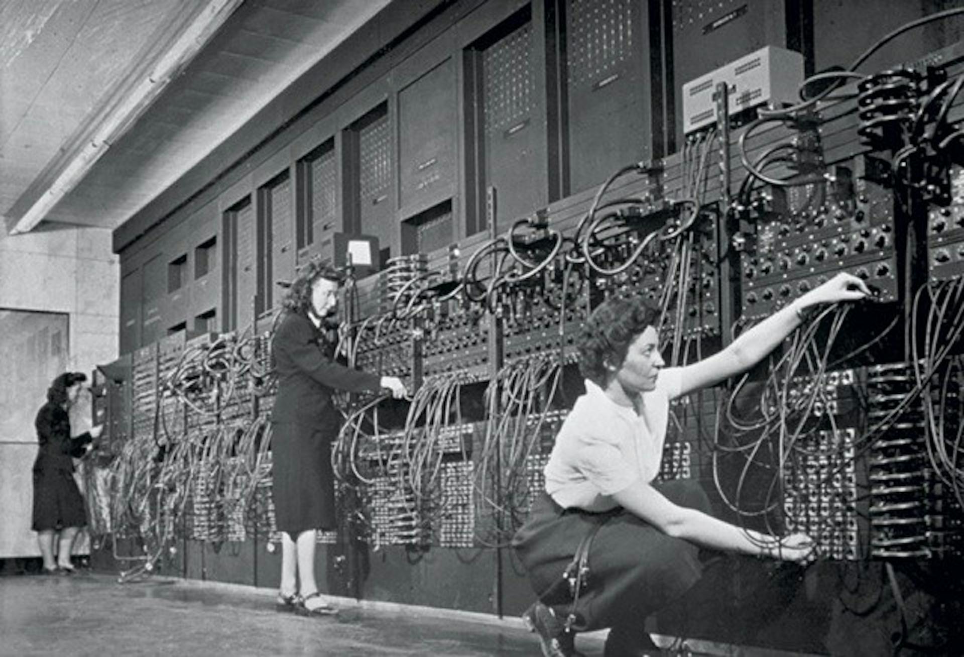 Female Engineers Programming the ENIAC(Electronic Numerical Integrator and Computer)