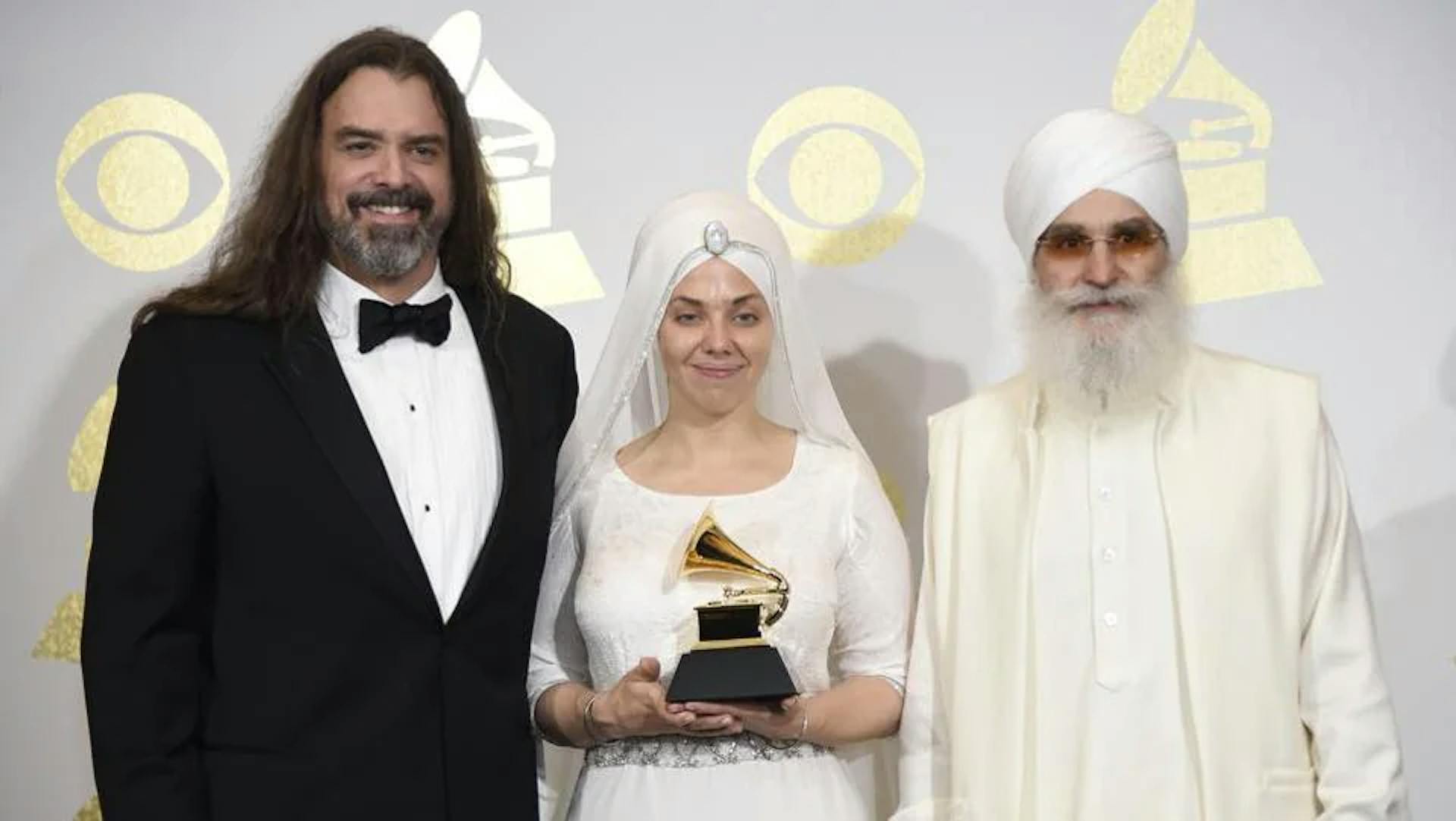 White Suns after accepting Grammy win in 2017
